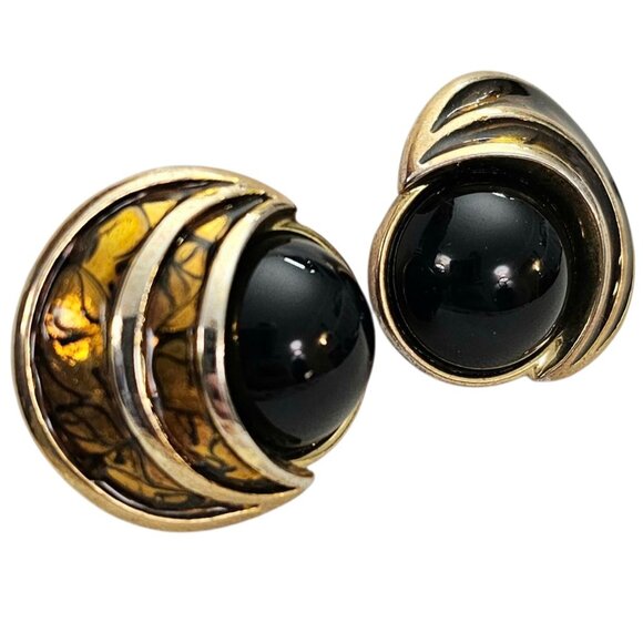 Gold Tone Crescent Moon Round Black Lucite Clip On Earrings, Signed M Jent - Picture 4 of 10